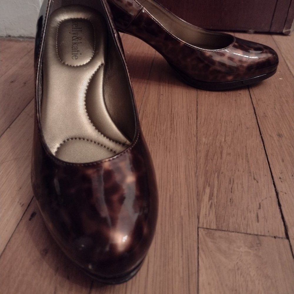 Brand New Tortoise Shell Heels- A classic style your closet needs!